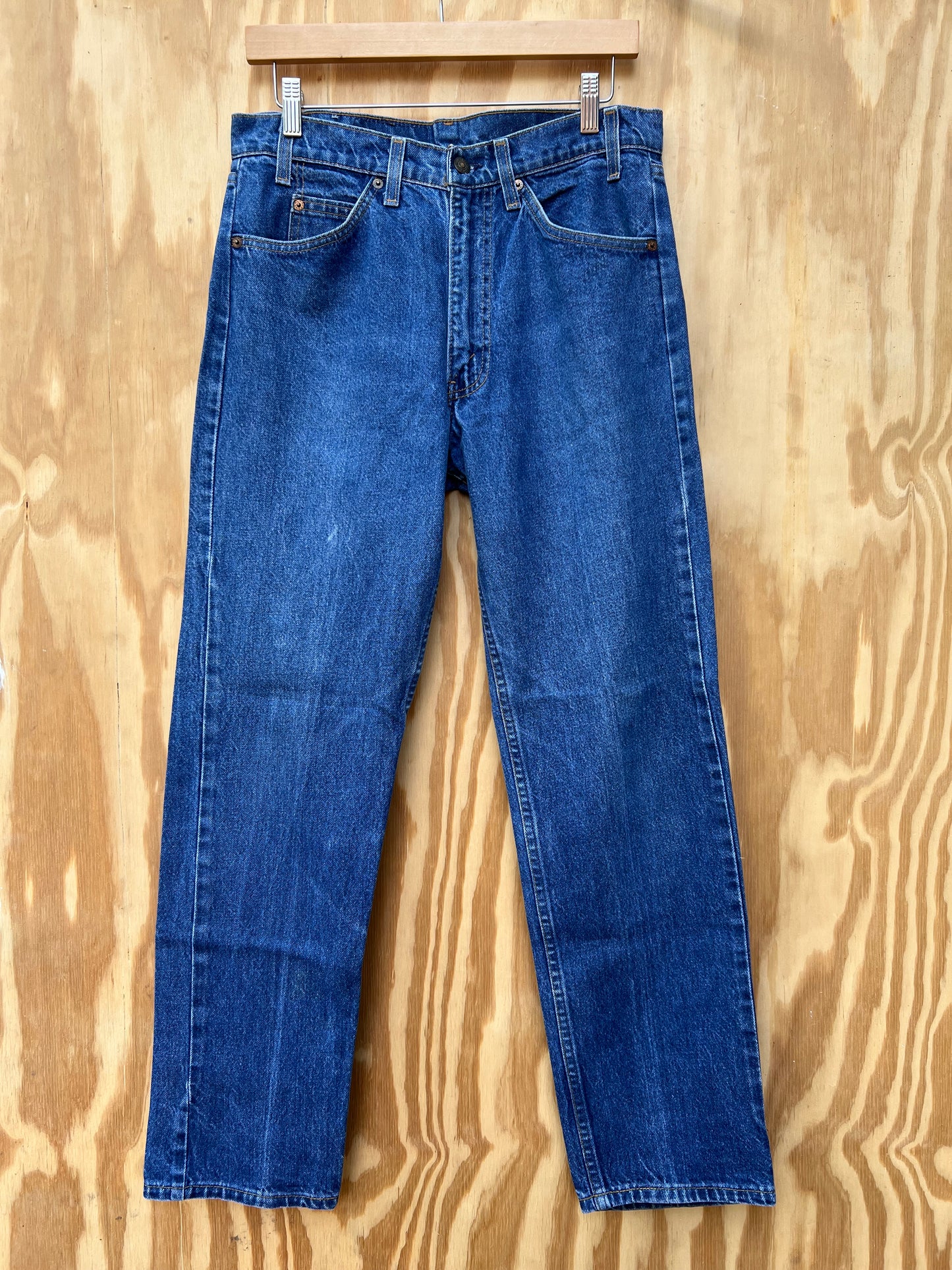 Vintage 90s Levi’s 560 loose fit tapered leg size 32x30 30x30