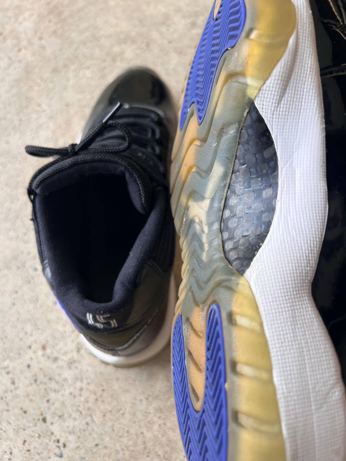 2016 Nike Air Jordan Space Jam Retro 11