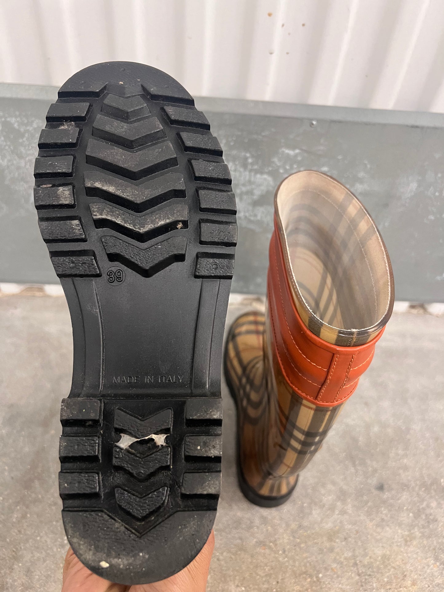 Women's Burberry Wharton Rainboots