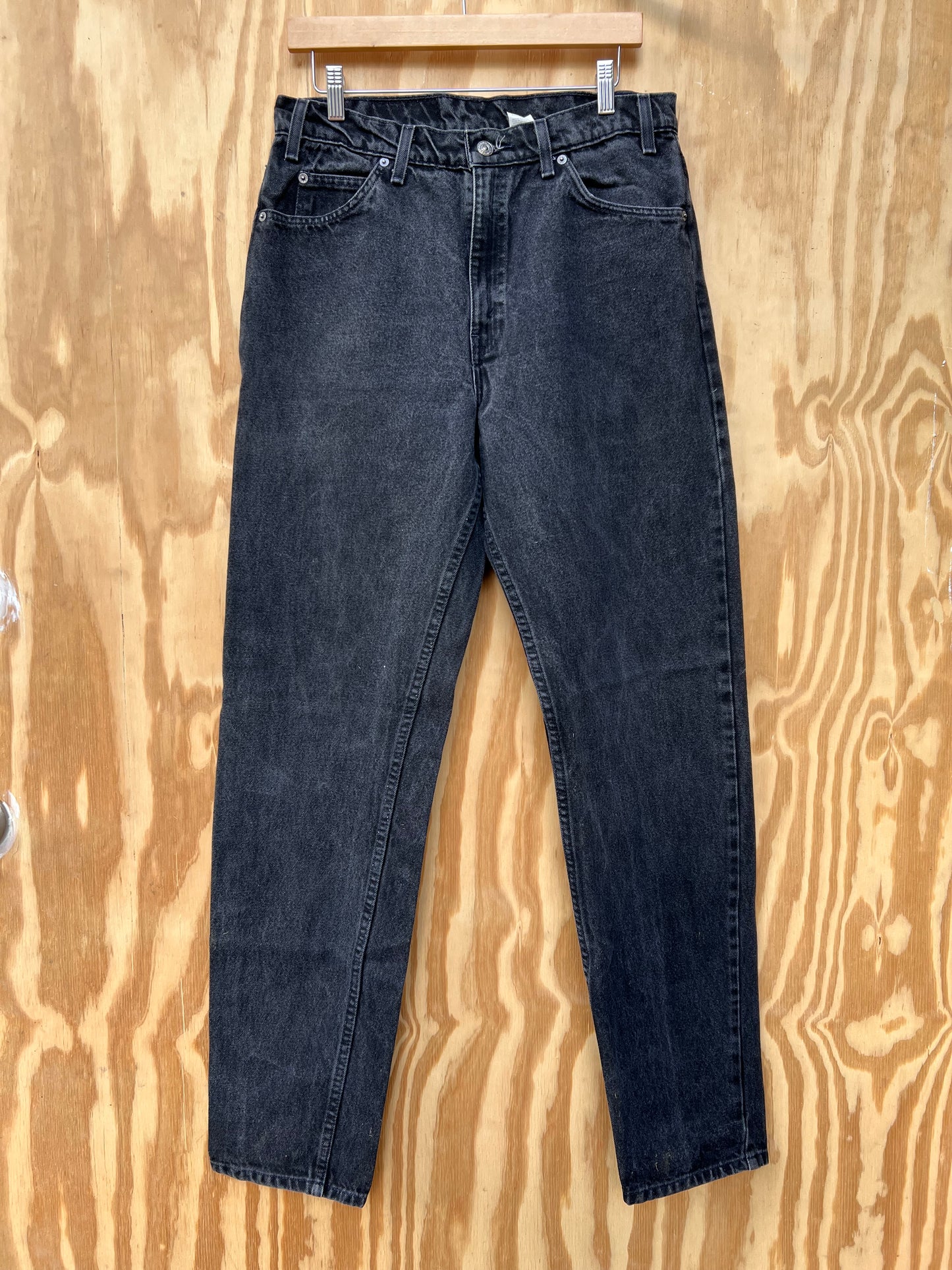 Vintage 90s black Levi’s 550 relaxed fit size 34x30 33x30