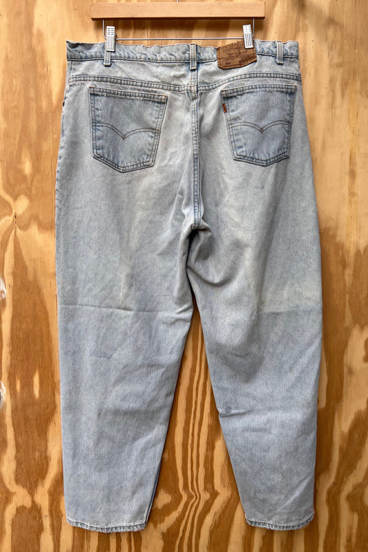 Vintage 90s orange tab Levi’s 560 Size 40x30