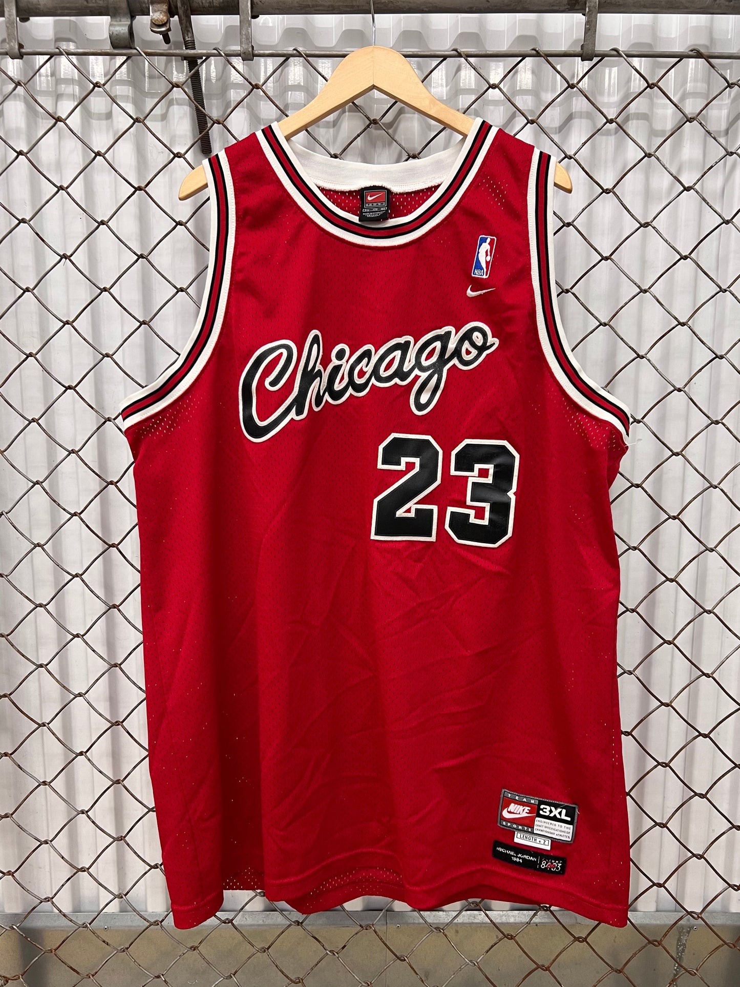 Vintage 90s Nike Chicago Bulls Michael Jordan Rookie Jersey