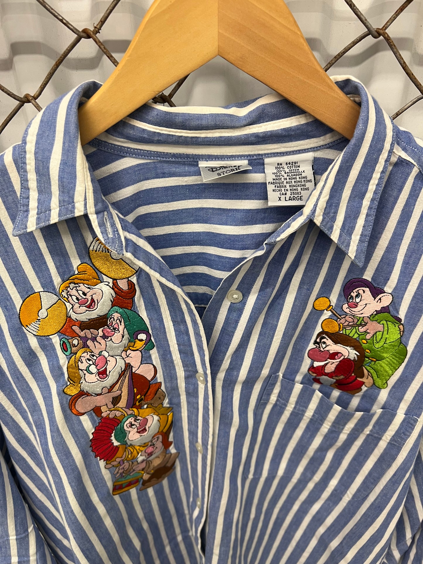 Vintage 90s Disney Snow White Seven Dwarfs Button Up Shirt