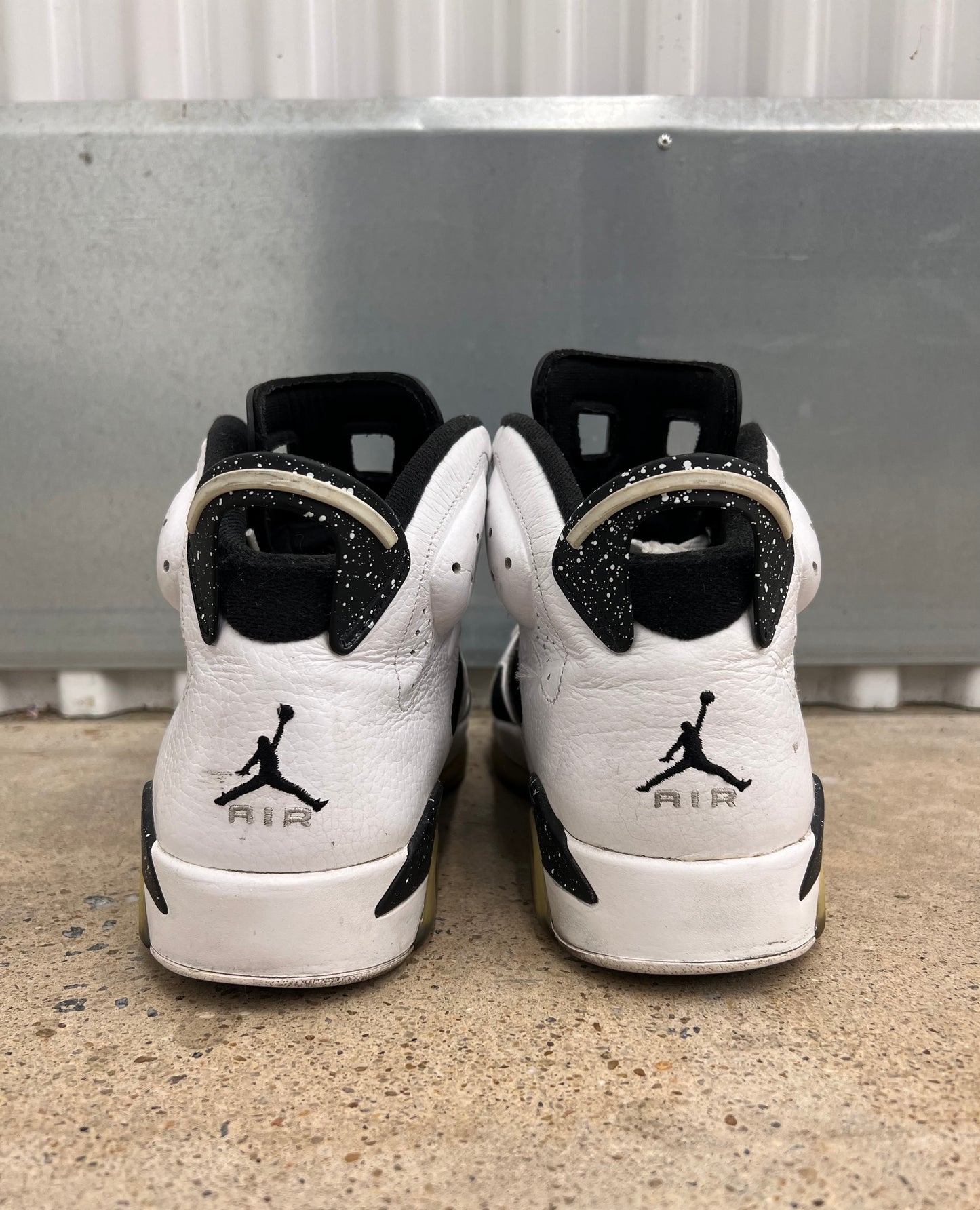 2010 Air Jordan Retro 6 Oreo - Size 11