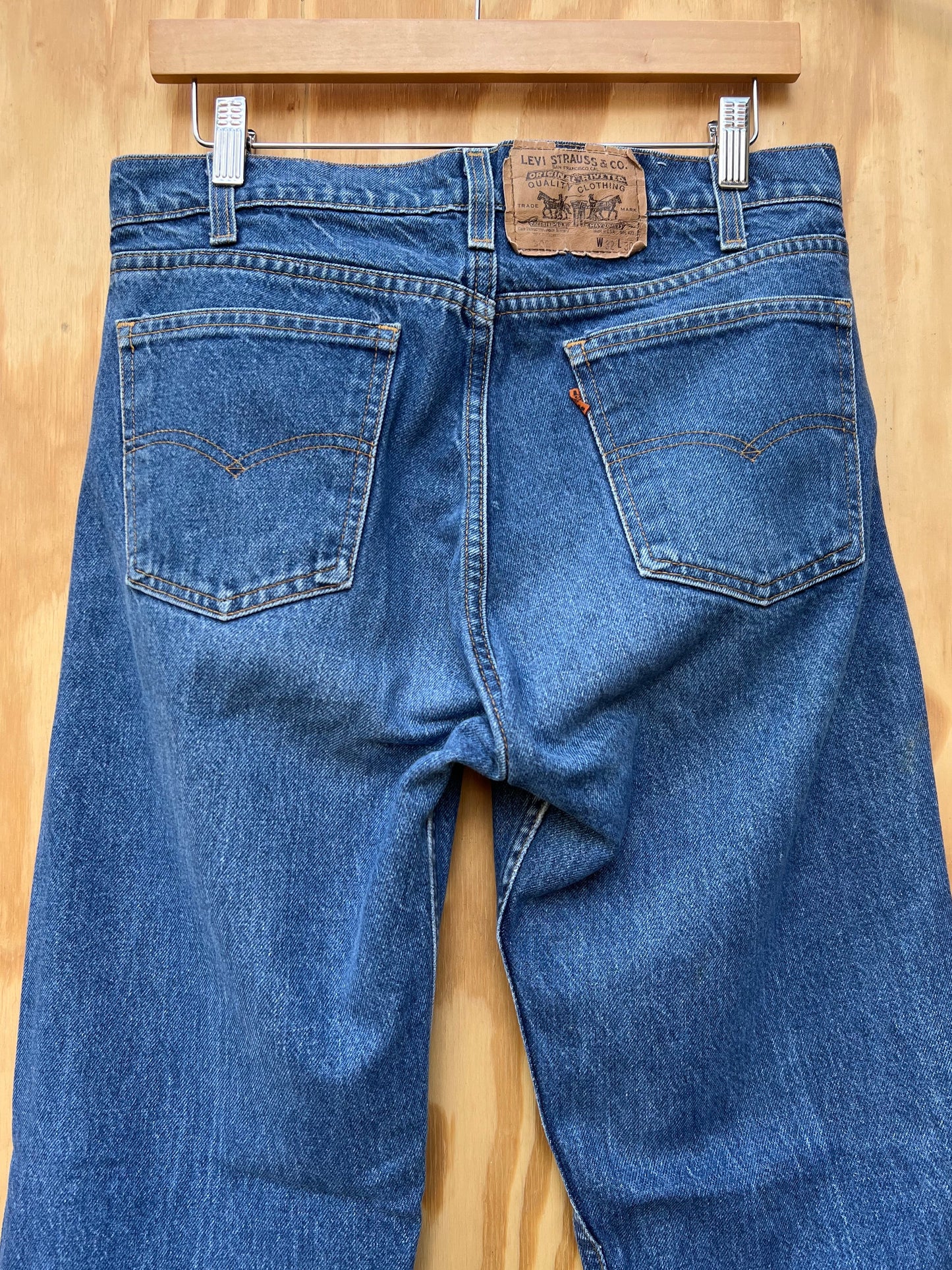 Vintage 90s Levi’s 560 loose fit tapered leg size 32x30 30x30