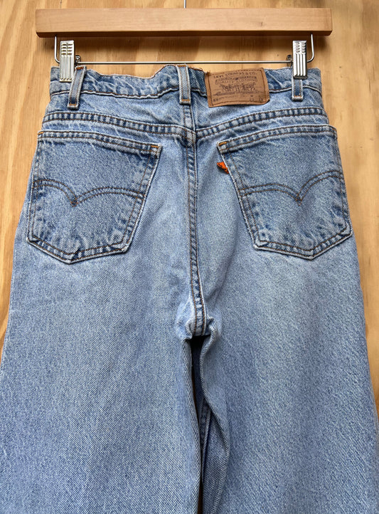 Vintage 90s orange tab Levi’s 550 relaxed fit Size 28x29