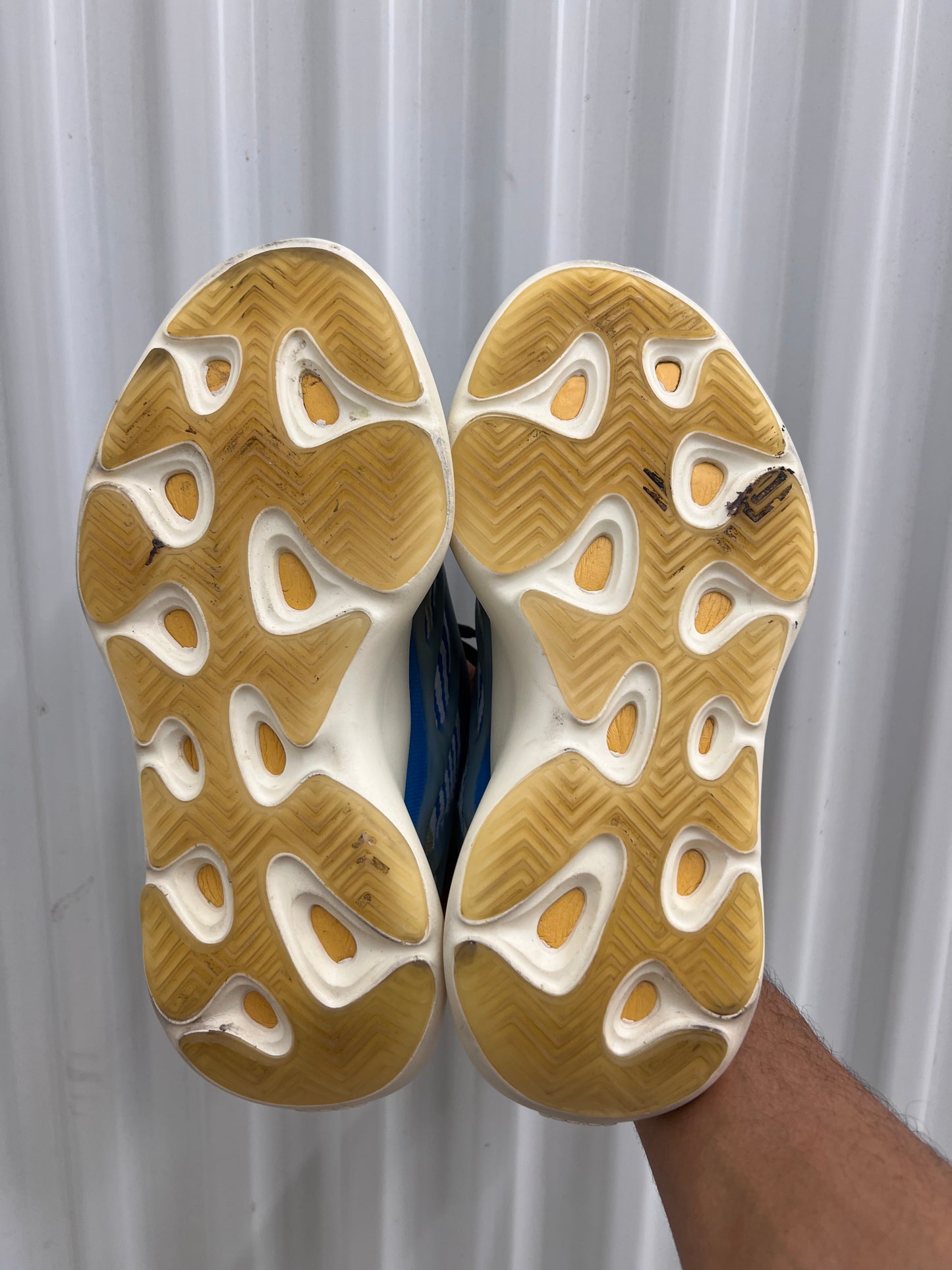 2020 Adidas Yeezy Azareth 700 V3