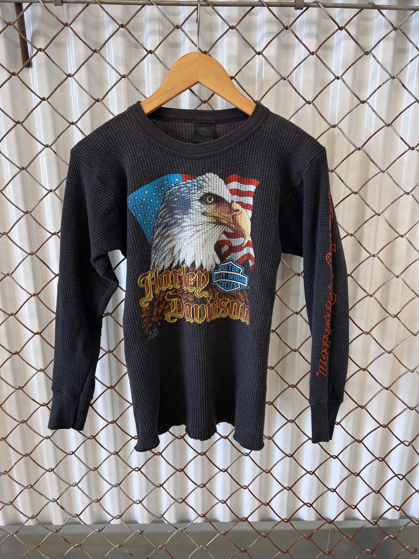 Vintage 1985 Harley Davidson 3-D Emblem Thermal