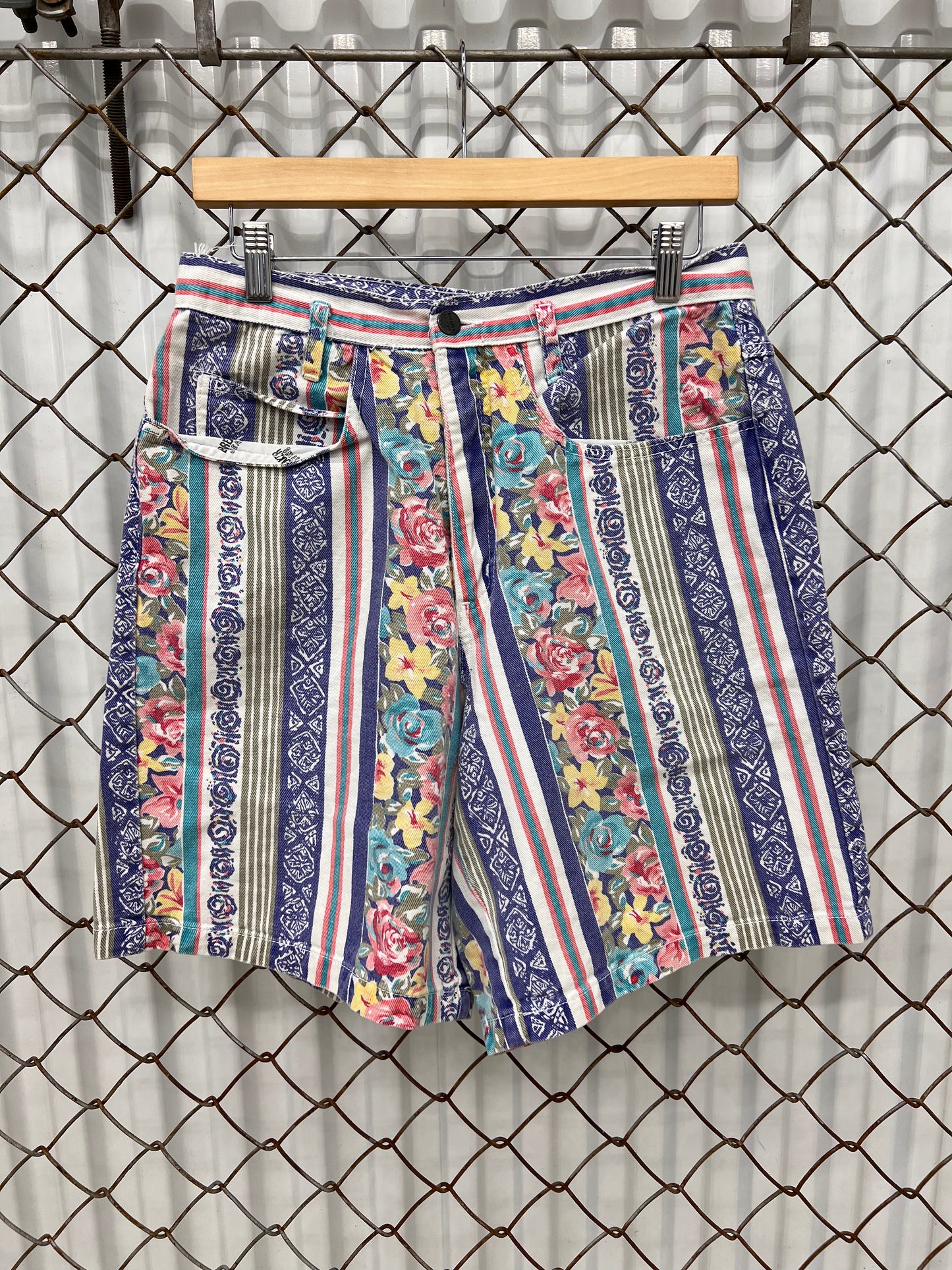 Vintage 90's Breaker Floral Denim Shorts (Women's)