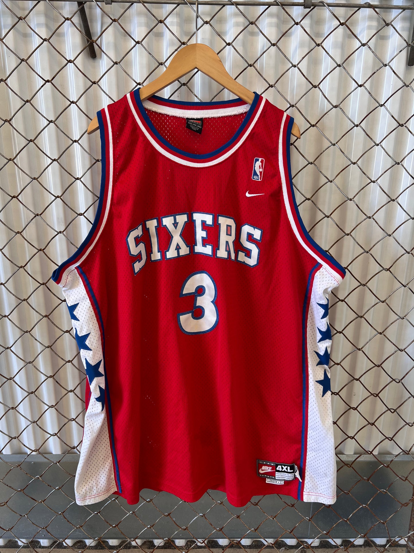 Vintage 2000's Nike 76ers Allen Iverson Jersey