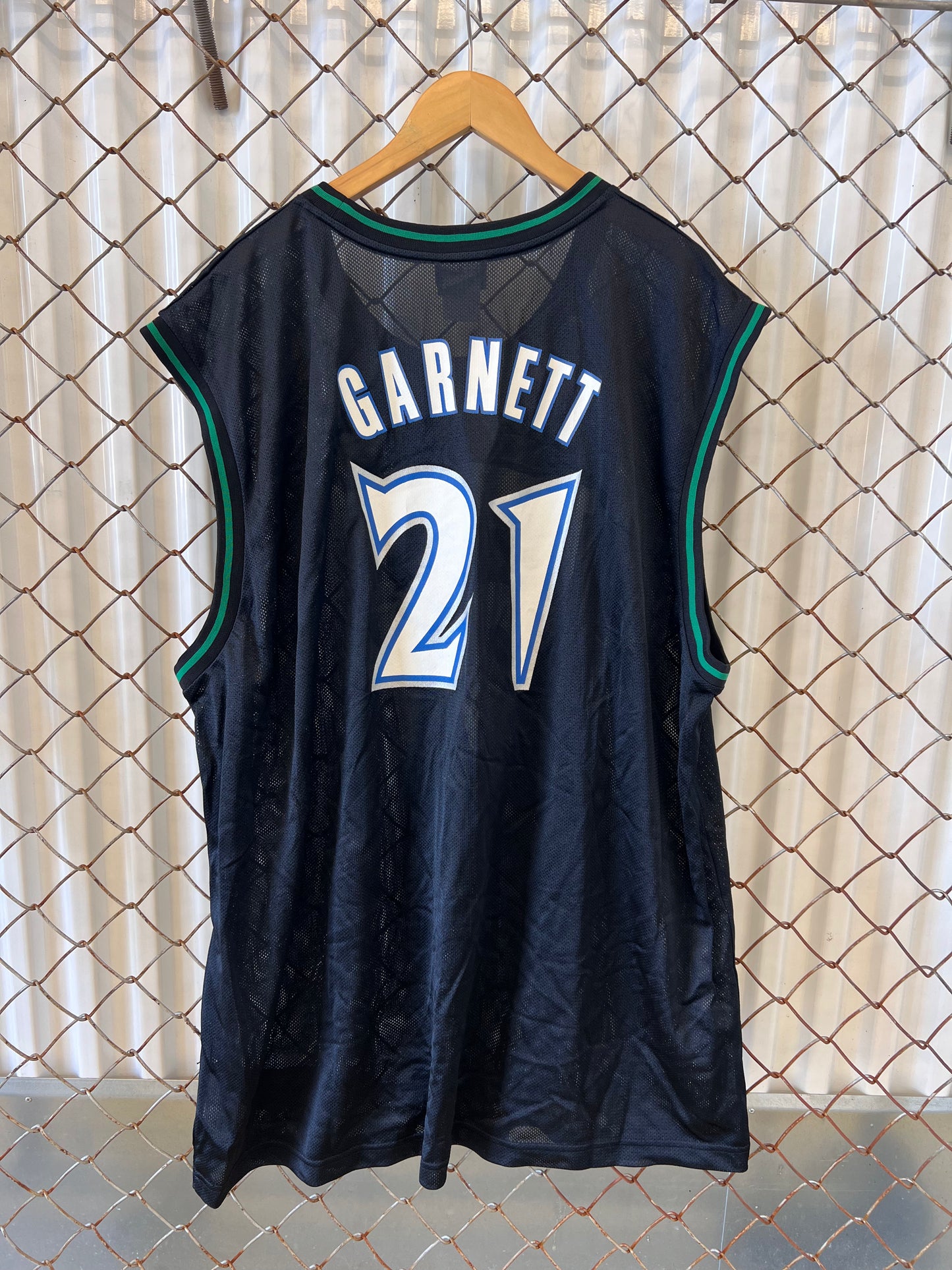 Vintage 2000's Minnesota Timberwolves Kevin Garnett Jersey